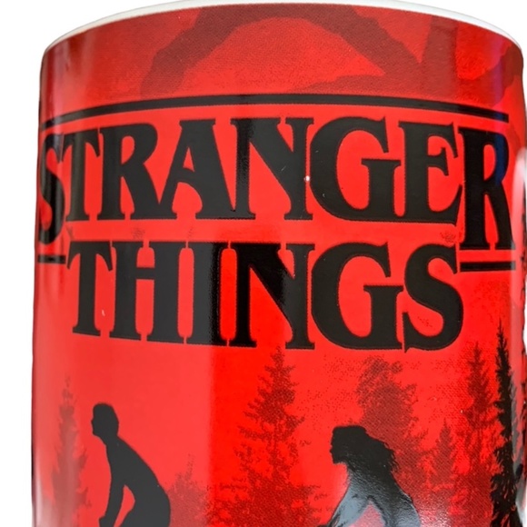 Stranger Things Mug - Picture 4 of 12